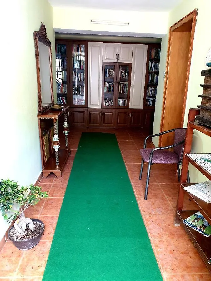 Vila Koltrina Shkodër 0*,